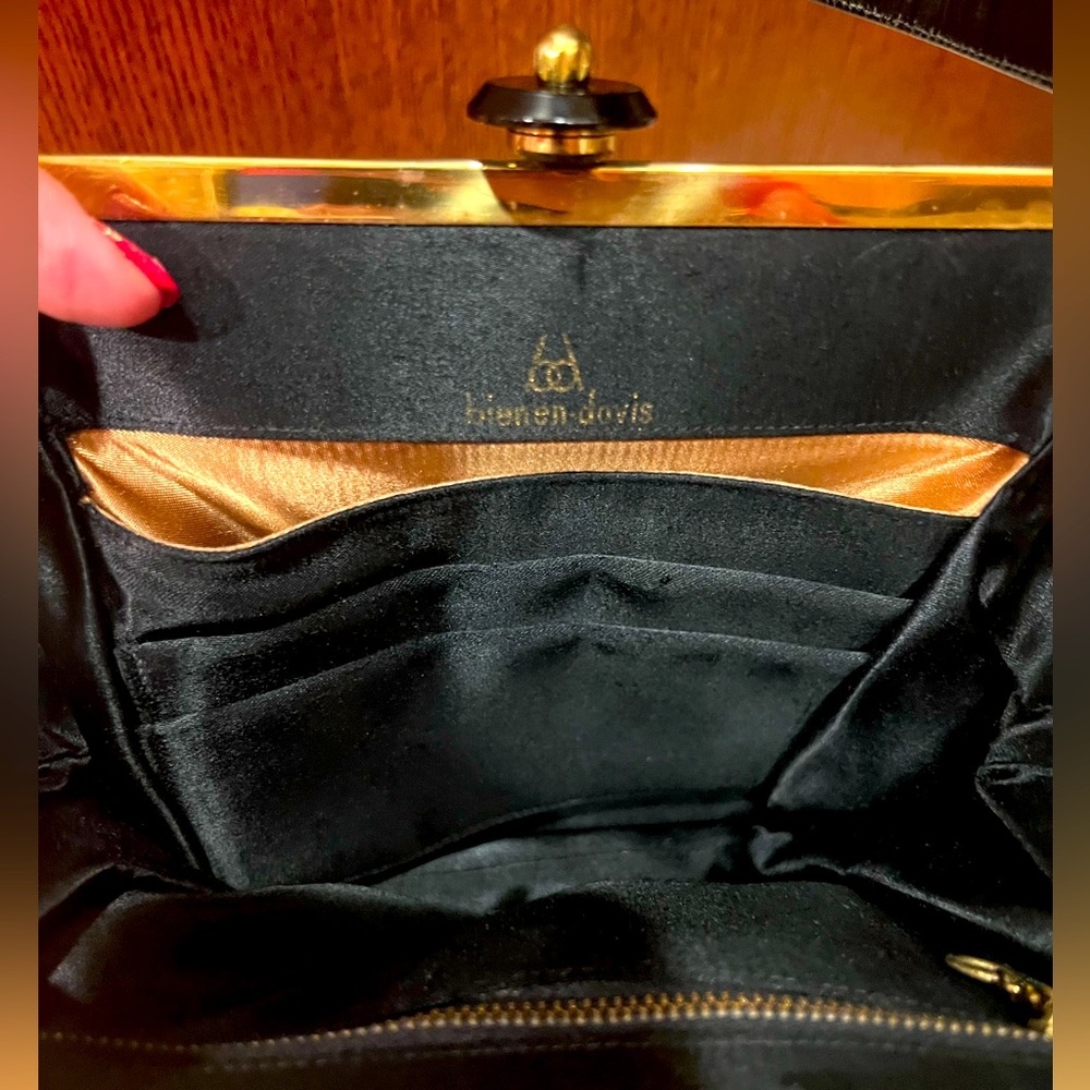 Vintage 💛 Classic 1960s Bienen Davis Black Leather Purse Ebony Gold Lock 🖤